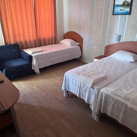 Hotel Family Diana 2*