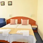 Family Diana 2* Pomorie